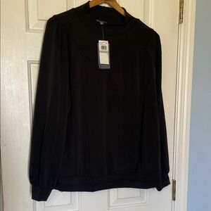 Democracy Classic Black Top